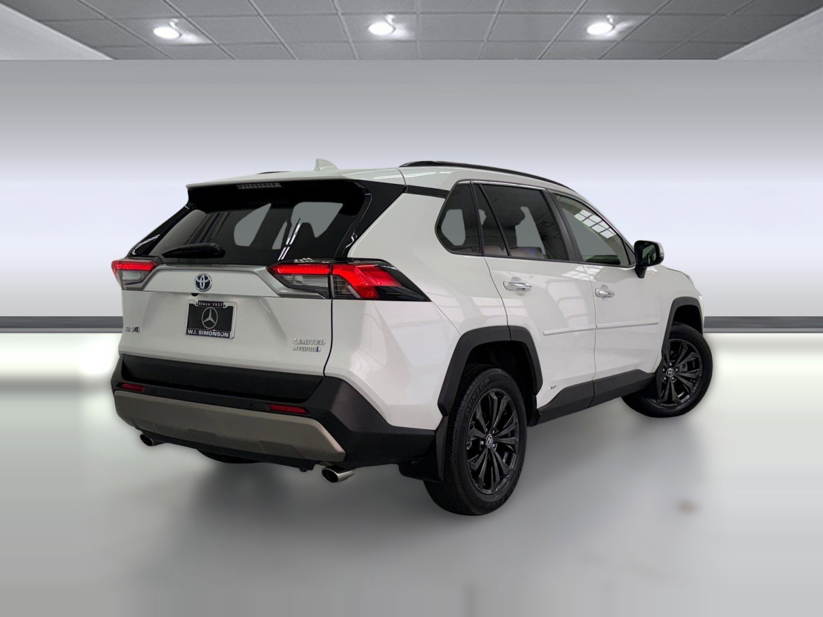 Used 2024 Toyota RAV4 Limited AWD/4WD image 8