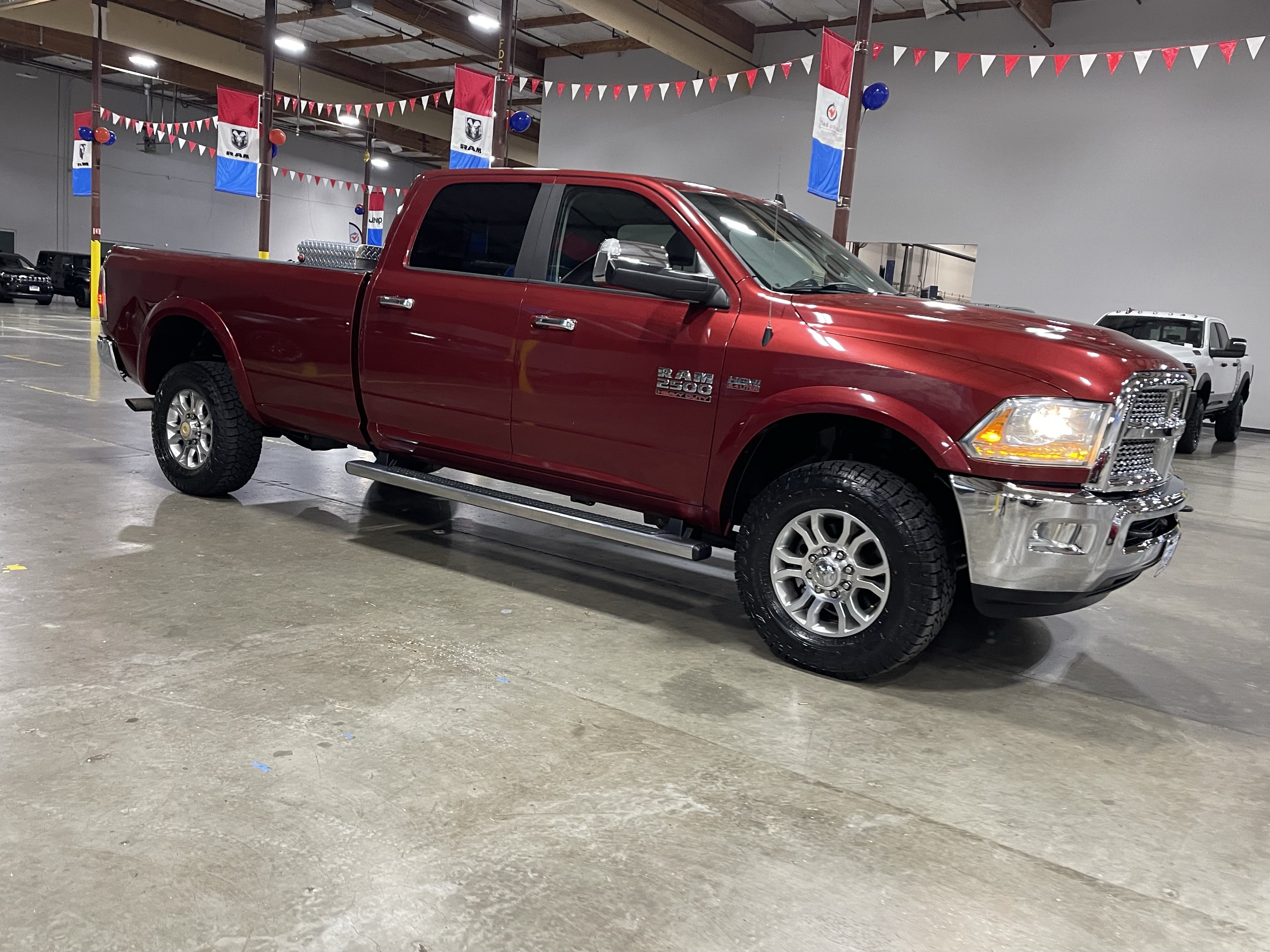 Used 2014 RAM 2500 Laramie AWD/4WD image 7