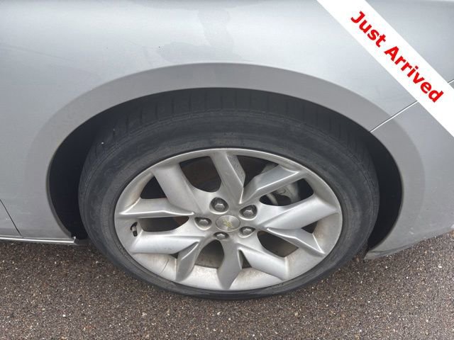 Used 2016 Chevrolet Impala LT w/ Leather Package image 17