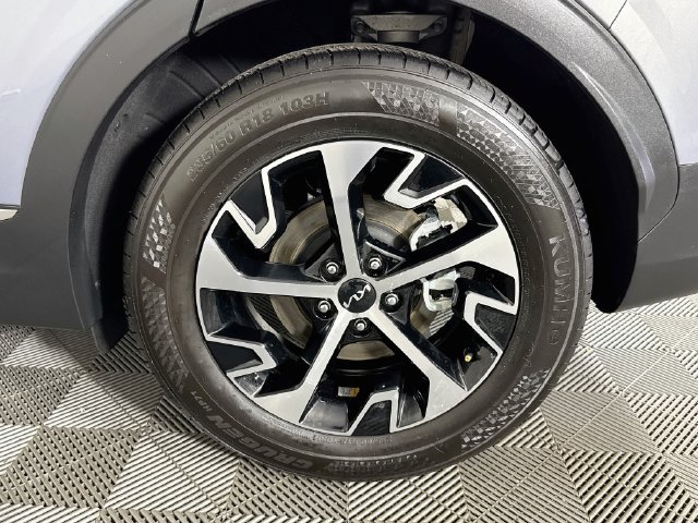 Used 2024 Kia Sportage EX FWD image 34