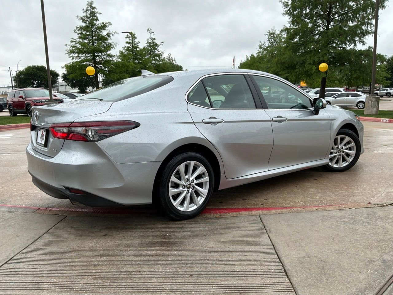 Used 2024 Toyota Camry LE FWD image 6