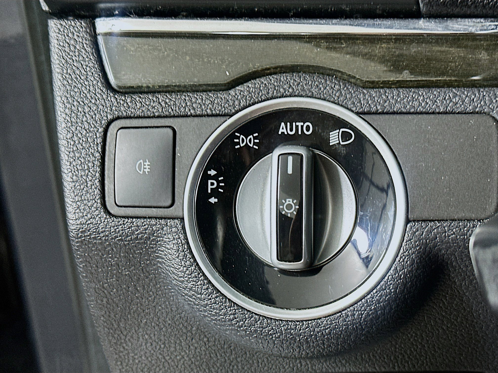 Used 2012 Mercedes-Benz E 550 Cabriolet image 17