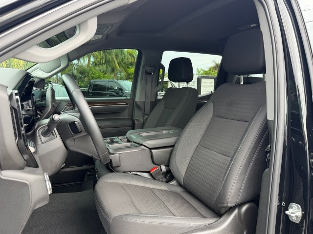 Certified 2025 GMC Sierra 1500 Elevation RWD image 9