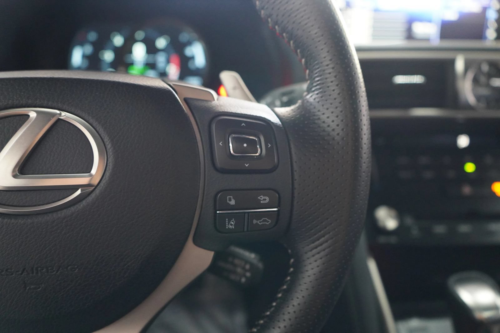 Used 2017 Lexus IS 350 F Sport RWD image 11