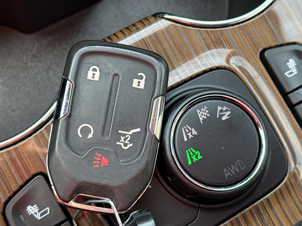 Used 2023 GMC Acadia SLE w/ Driver Convenience Package image 35