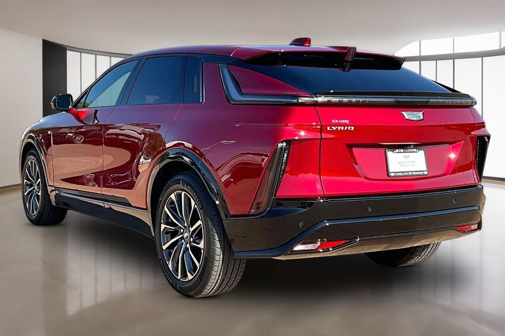 New 2027 Cadillac Optiq Sport w/ LPO, Floor Liner Package AWD/4WD image 3