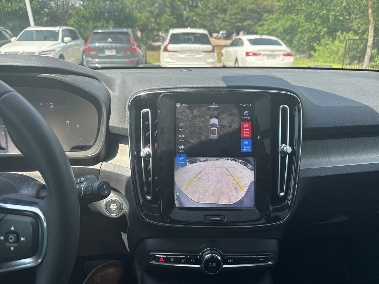 Certified 2023 Volvo XC40 B5 Plus image 25