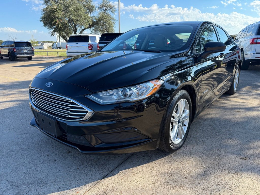 Used 2018 Ford Fusion S image 3