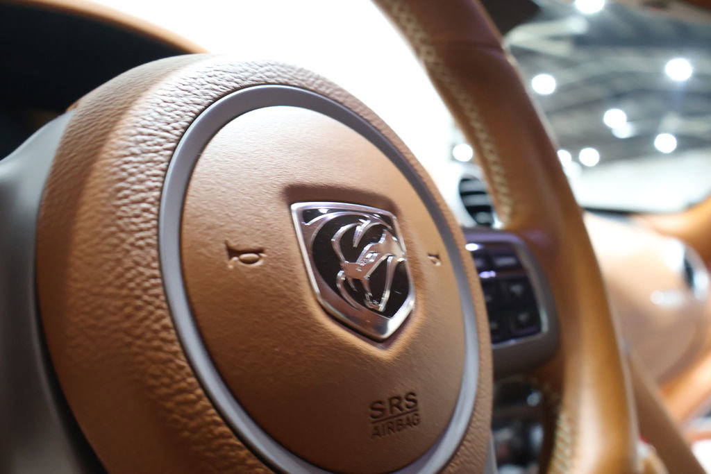 Used 2013 SRT Viper GTS w/ GTS Laguna Interior Pkg image 65