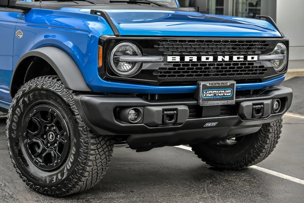 Certified 2023 Ford Bronco Wildtrak AWD/4WD image 2