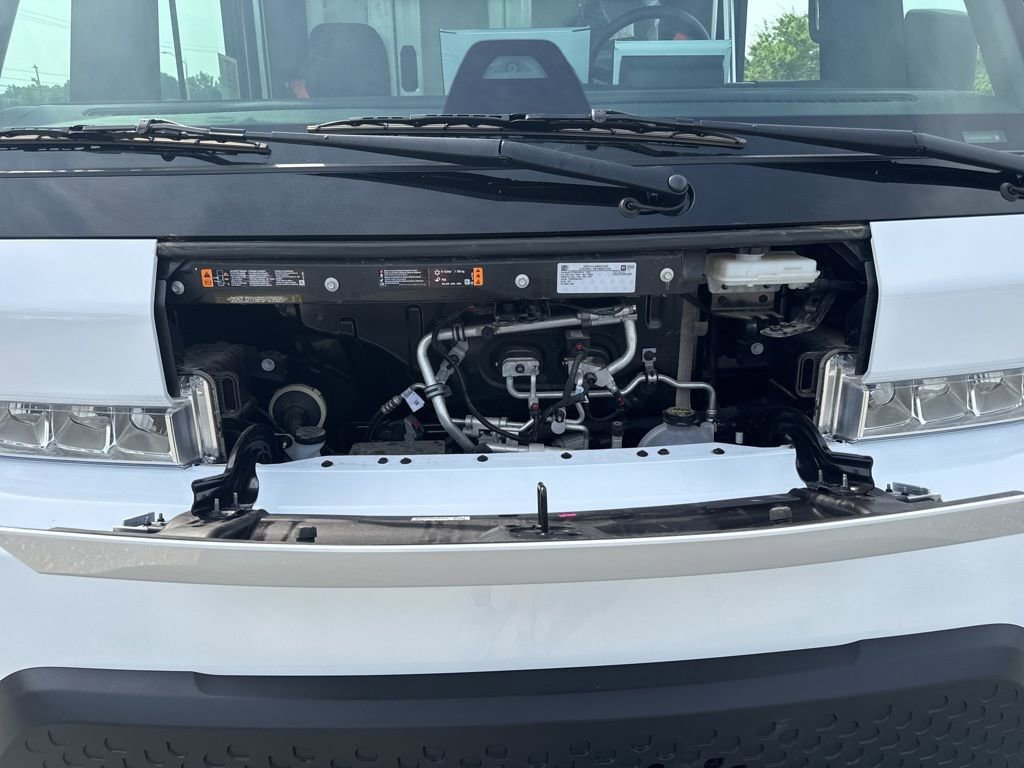 Used 2024 Chevrolet Brightdrop 400 w/ Commercial Equipment Package AWD/4WD image 28