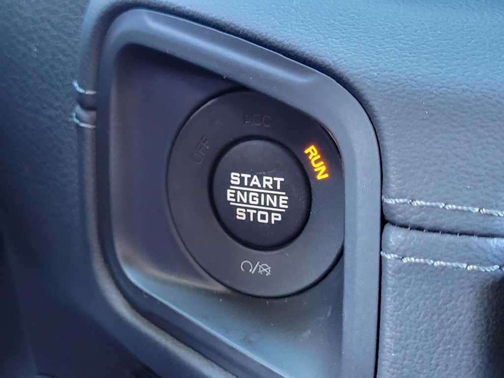 Used 2024 Jeep Wrangler High Altitude AWD/4WD image 12