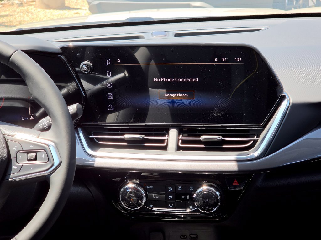 New 2026 Chevrolet Trax ACTIV w/ Driver Confidence Package FWD image 18