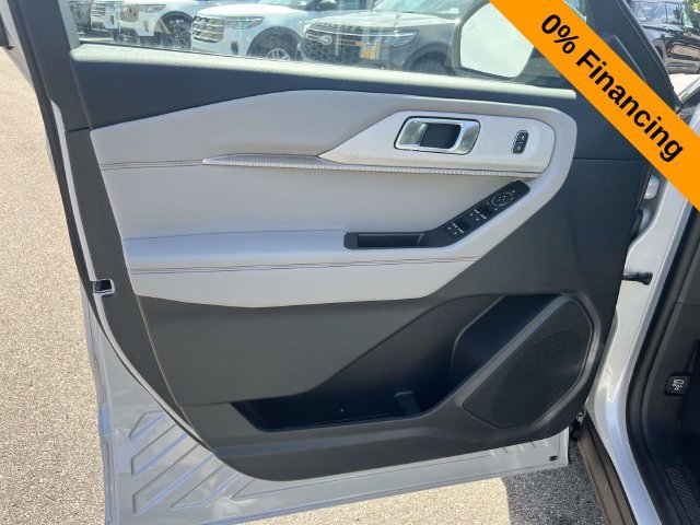 New 2026 Ford Explorer Active w/ Active Comfort Package AWD/4WD image 11