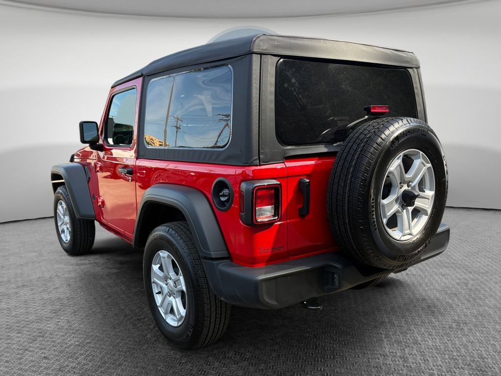 Certified 2022 Jeep Wrangler Sport AWD/4WD image 6