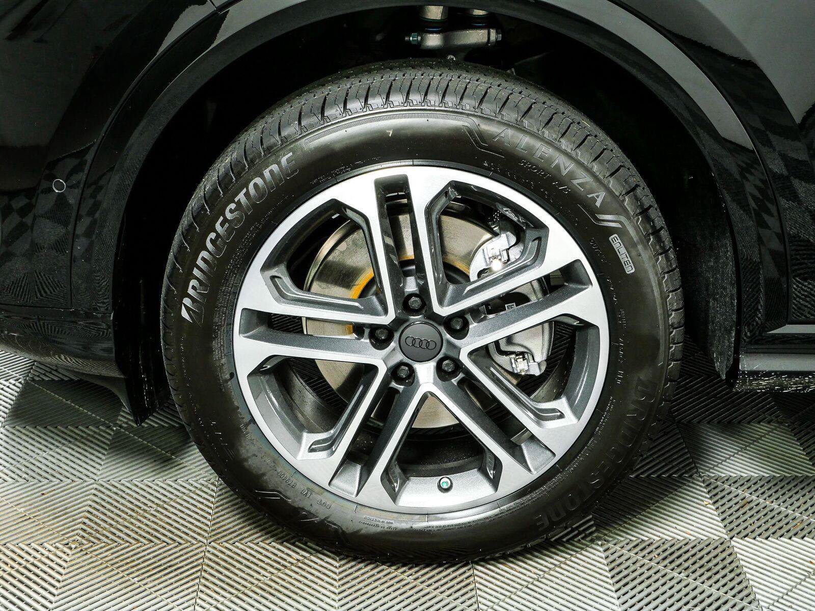 New 2026 Audi Q5 2.0T AWD/4WD image 13