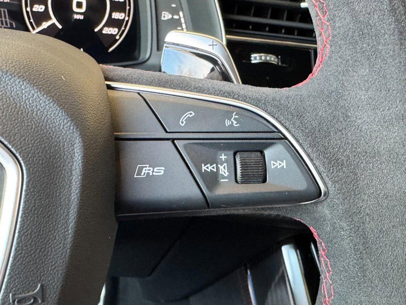 New 2025 Audi RS Q8 performance image 14