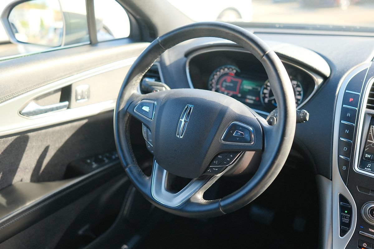 Used 2016 Lincoln MKX Select w/ Select Plus Package FWD image 46