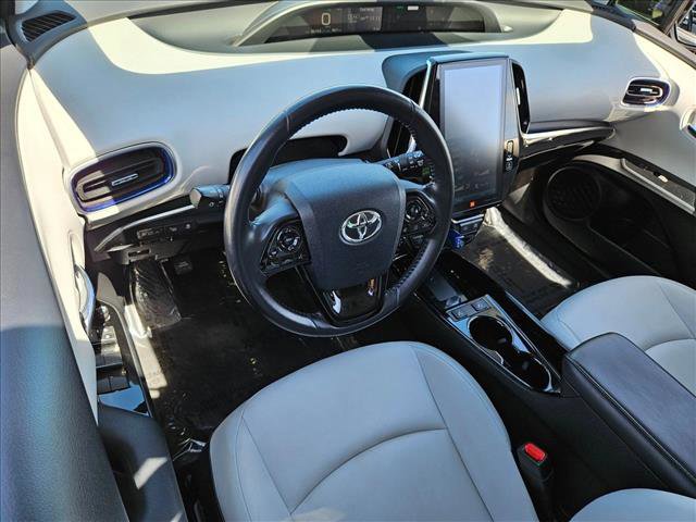 Used 2022 Toyota Prius Limited FWD image 10