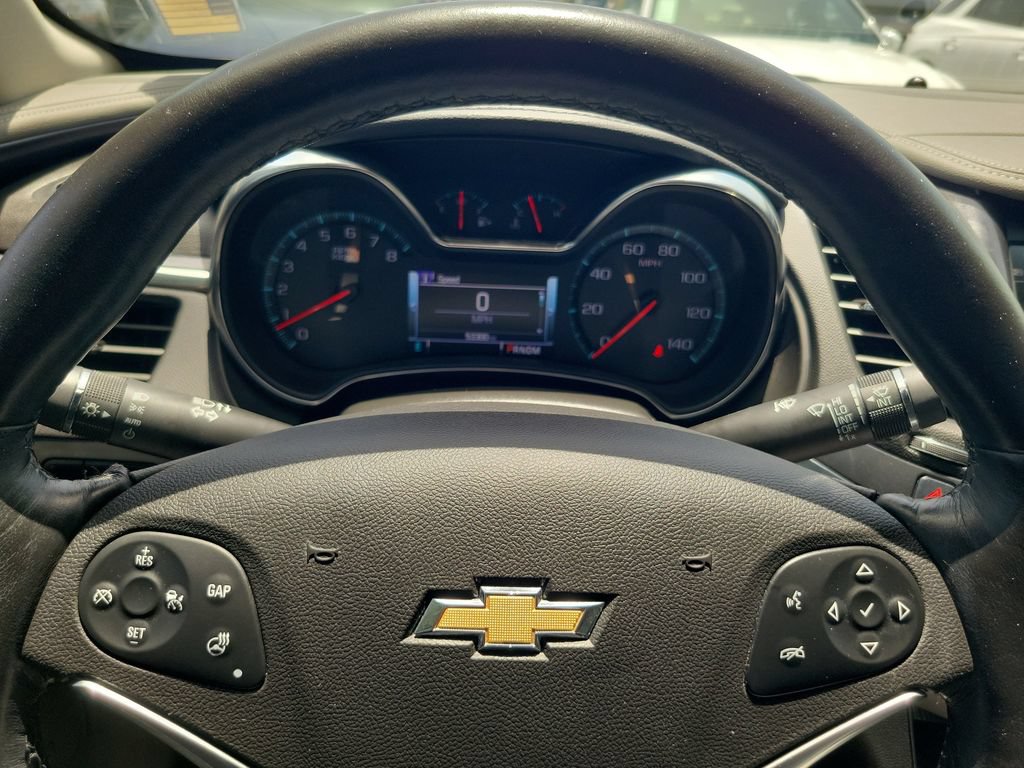 Used 2018 Chevrolet Impala Premier w/ Premier Confidence Package FWD image 23