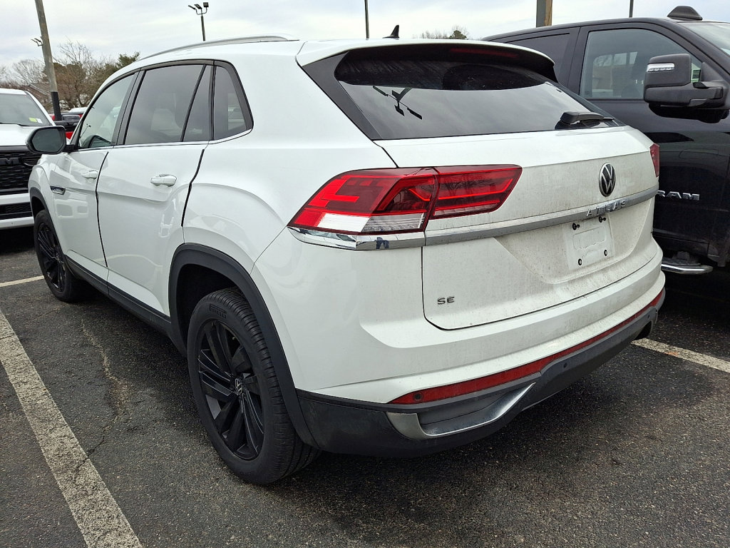 Used 2023 Volkswagen Atlas Cross Sport SE image 4