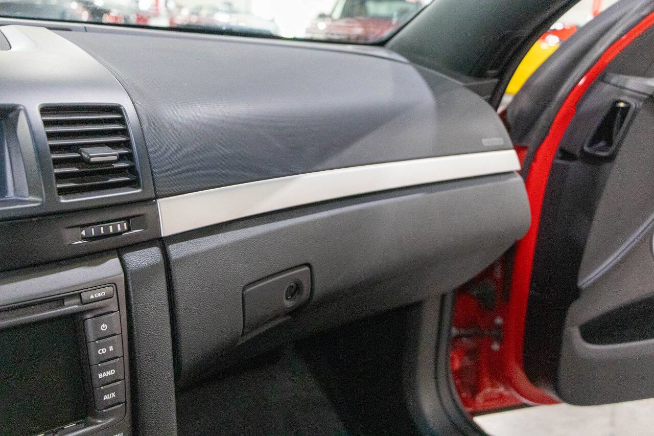 Used 2009 Pontiac G8 GT w/ Premium Package image 14