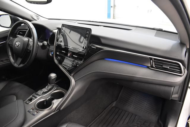 Used 2021 Toyota Camry XSE w/ Navigation Package FWD image 18