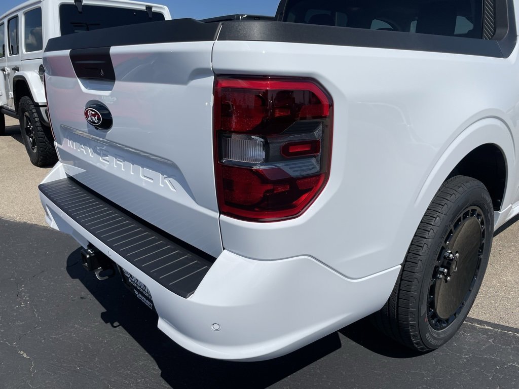 New 2025 Ford Maverick Lobo image 32