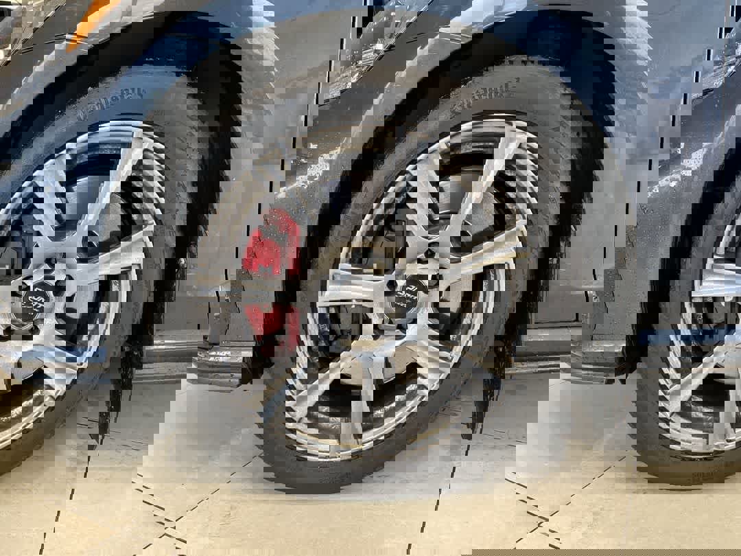 Used 2020 Volkswagen GTI S image 10