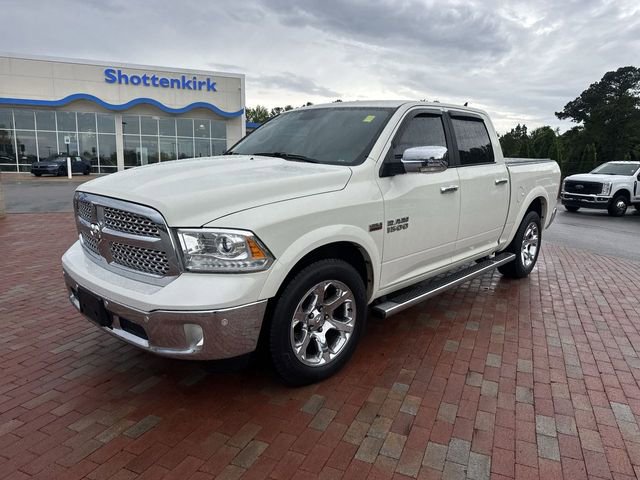 Used 2018 RAM 1500 Laramie w/ Convenience Group AWD/4WD image 1
