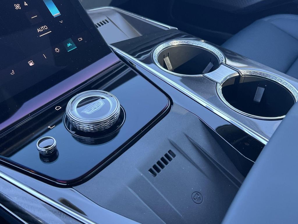 New 2025 Cadillac Escalade IQ Sport 2 image 21