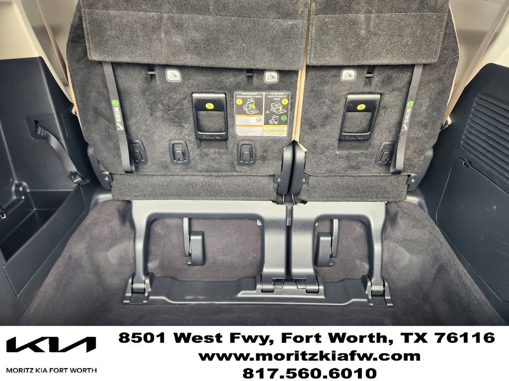 Used 2021 Toyota Sienna XLE FWD image 32