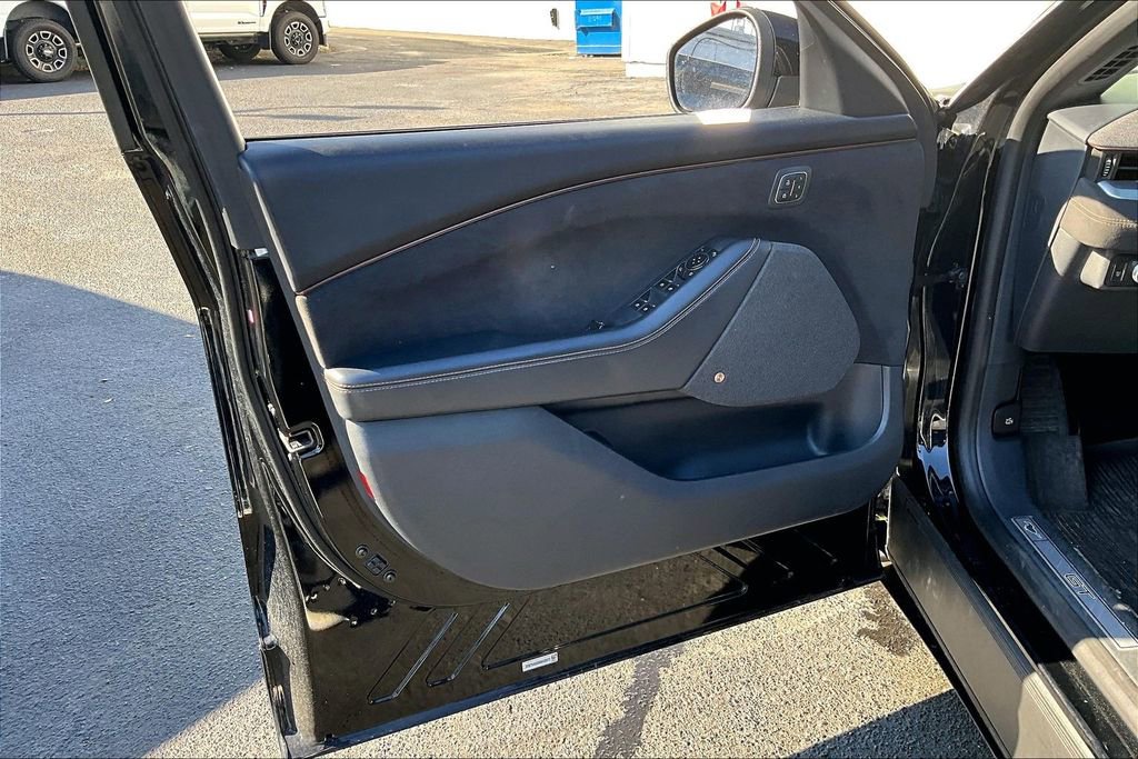 Used 2022 Ford Mustang Mach-E GT image 18