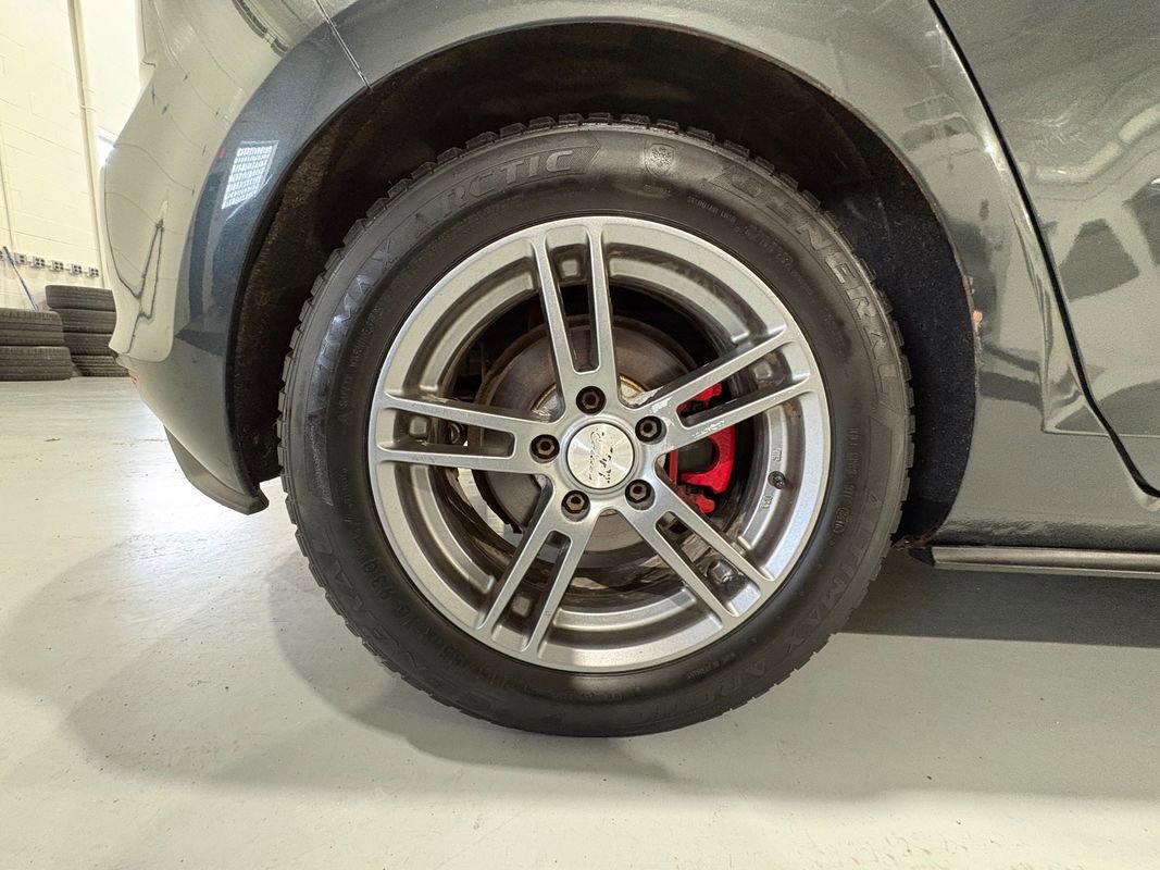 Used 2016 Volkswagen GTI S FWD image 38