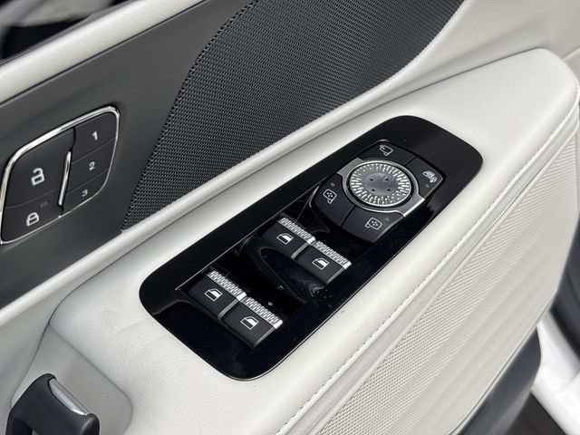 New 2026 Lincoln Nautilus Premier w/ Jet Appearance Package AWD/4WD image 20
