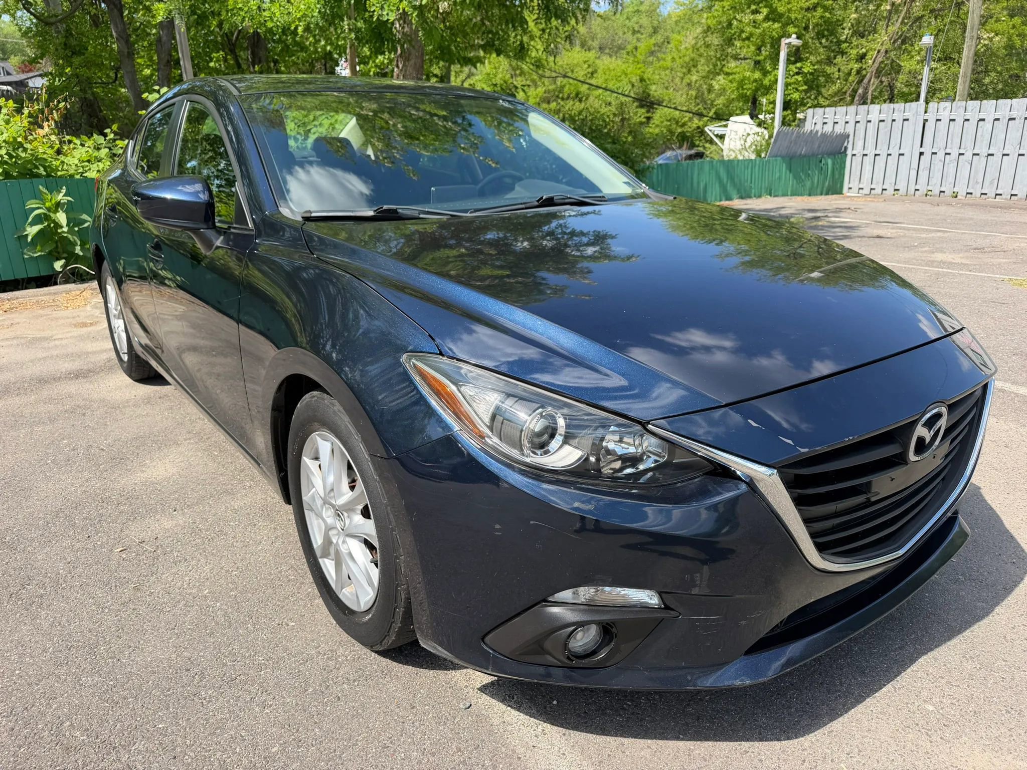 Used 2014 MAZDA MAZDA3 i Touring w/ Technology Package FWD image 3
