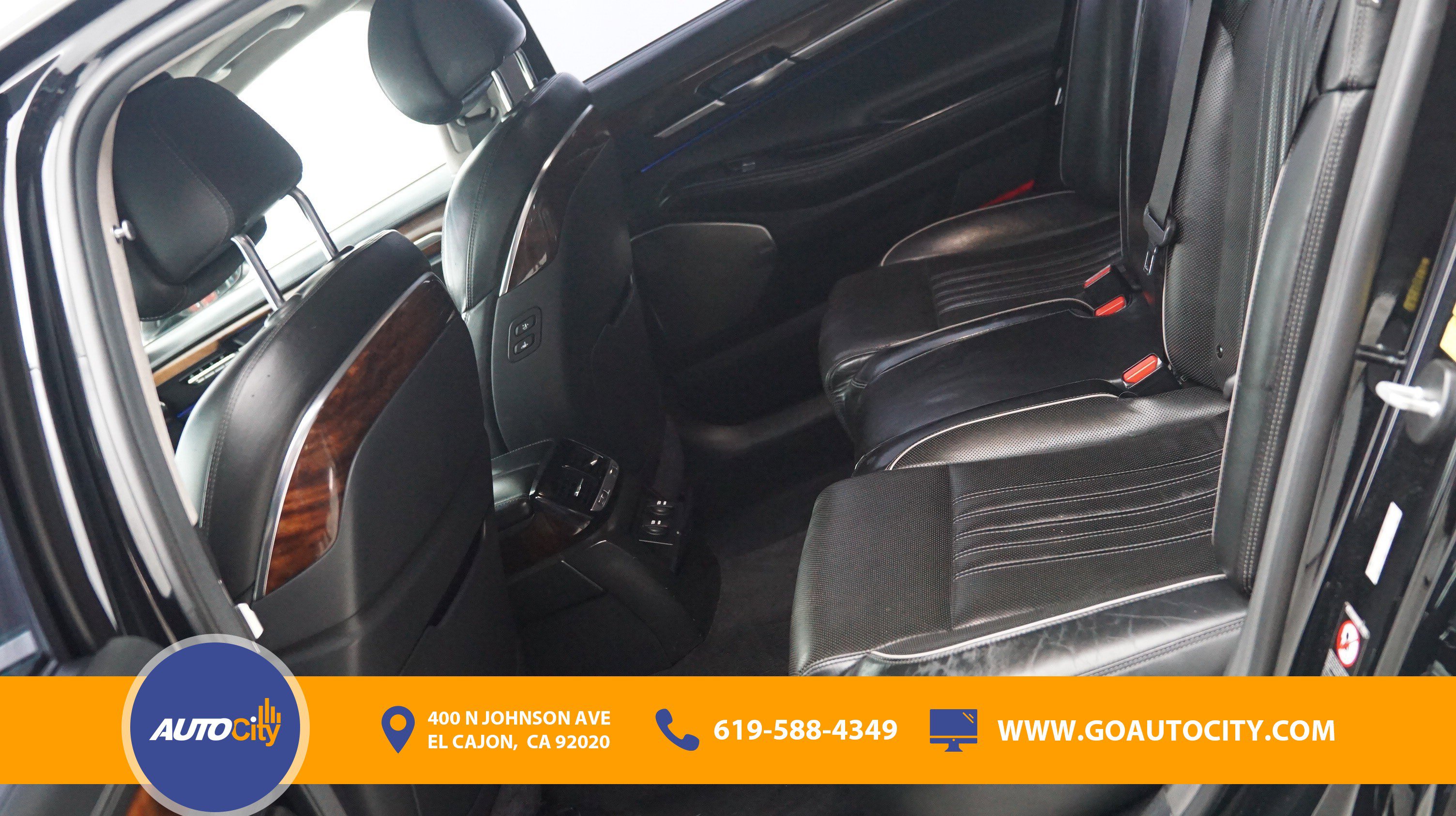 Used 2017 Genesis G90 3.3T Premium image 14