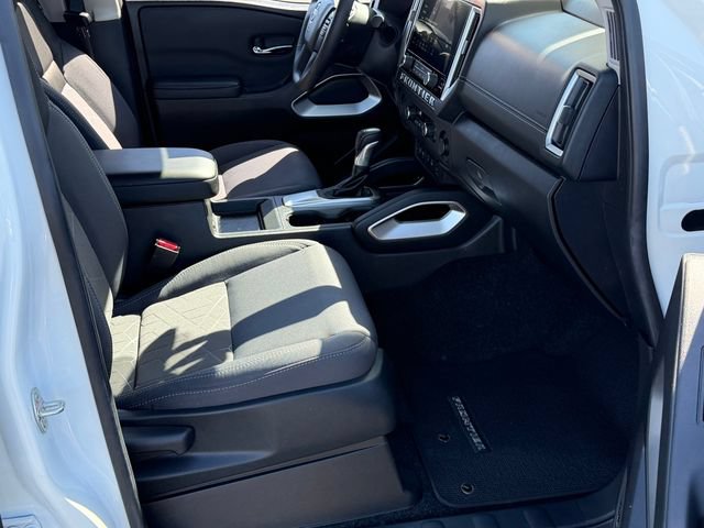Certified 2025 Nissan Frontier SV w/ SV Convenience Package RWD image 24