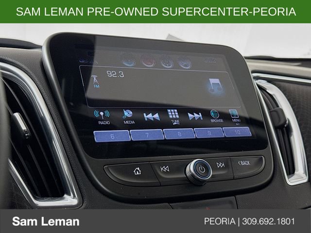 Used 2018 Chevrolet Malibu LT FWD image 14