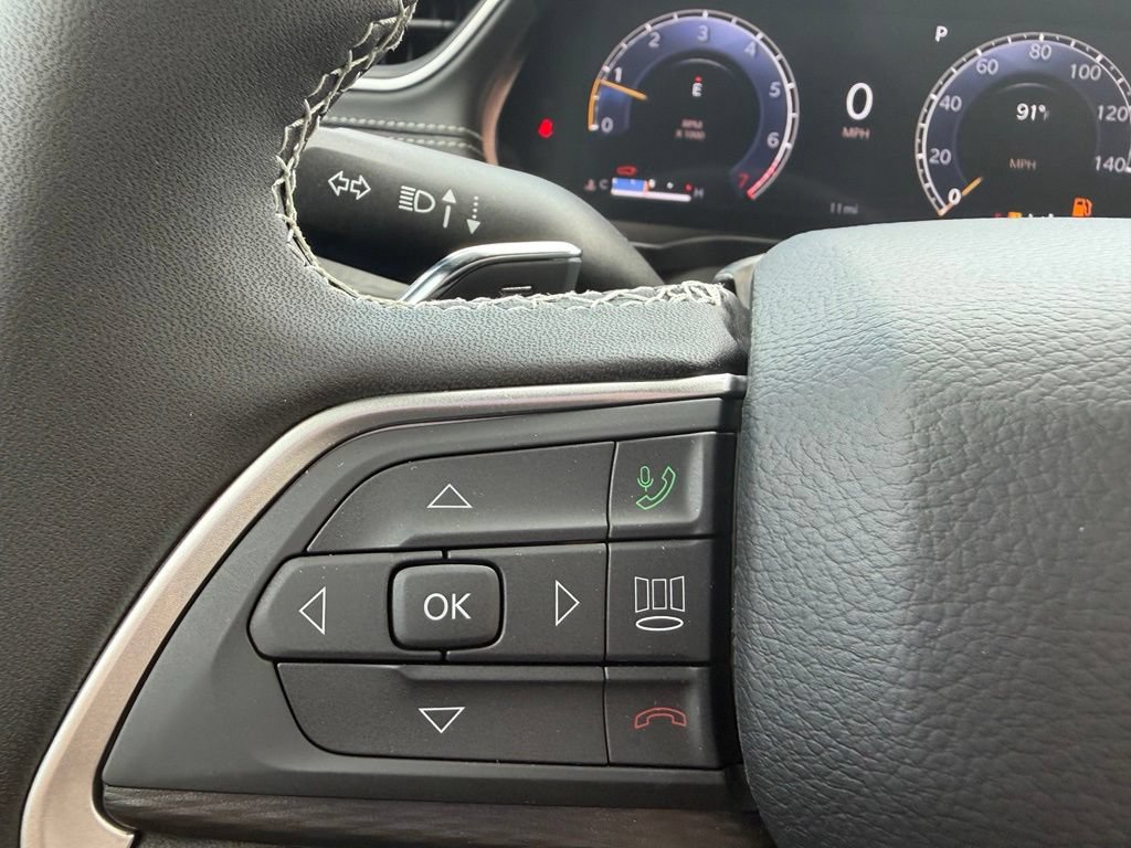 New 2026 Jeep Grand Cherokee Laredo RWD image 19