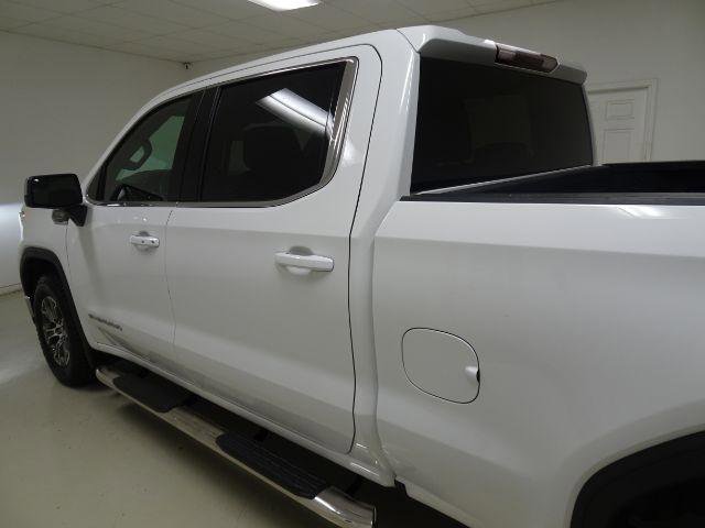 Used 2024 GMC Sierra 1500 SLE image 17