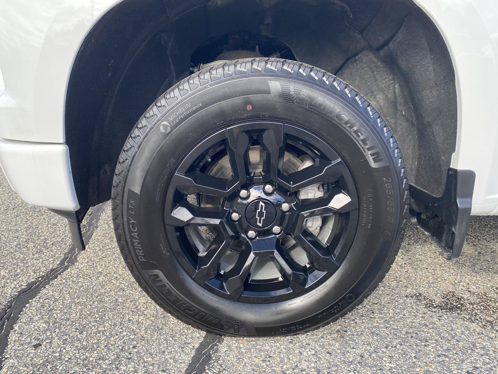 Certified 2026 Chevrolet Silverado 1500 RST AWD/4WD image 25