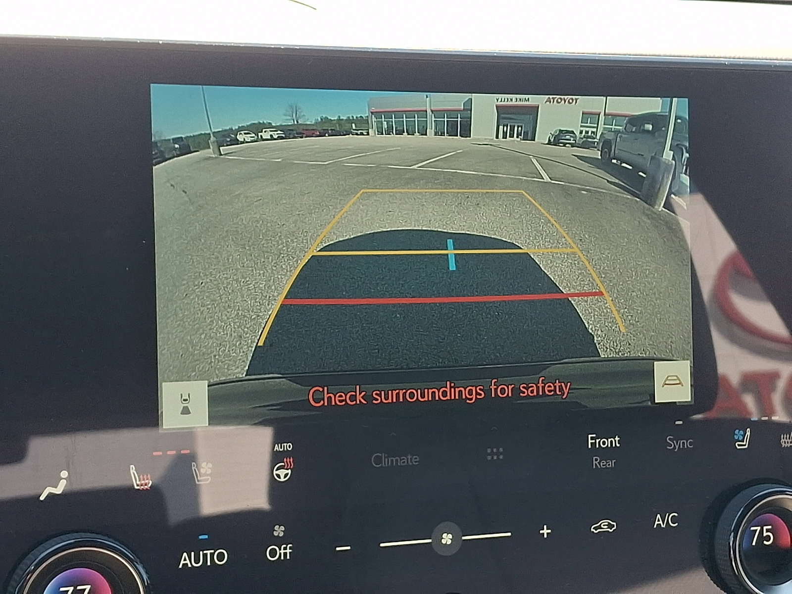 Used 2023 Lexus RX 350h w/ Accessory Package (2T) AWD/4WD image 19