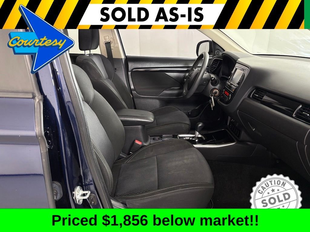 Used 2019 Mitsubishi Outlander ES FWD image 37