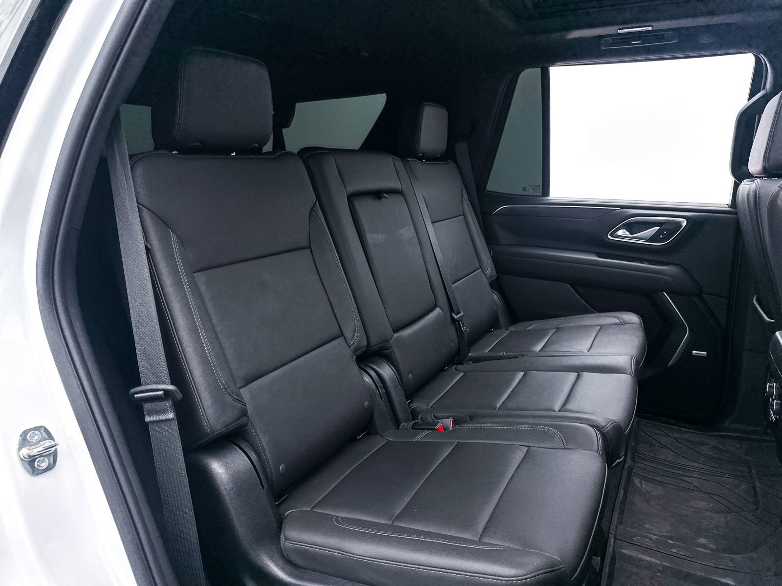Used 2024 Chevrolet Tahoe LT w/ LT Signature Package AWD/4WD image 36