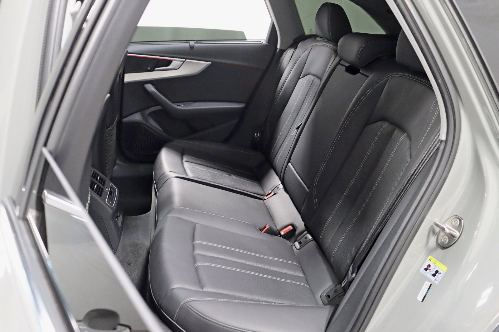 Used 2020 Audi A4 2.0T allroad Prestige AWD/4WD image 29