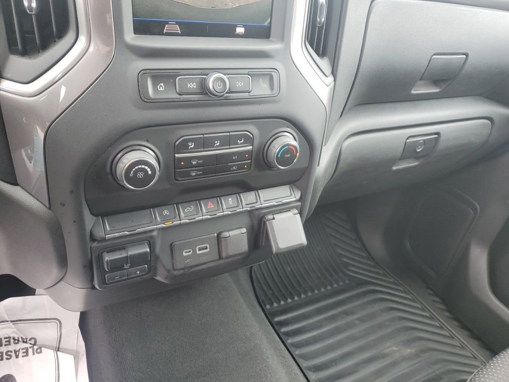 Used 2021 Chevrolet Silverado 1500 Custom image 21