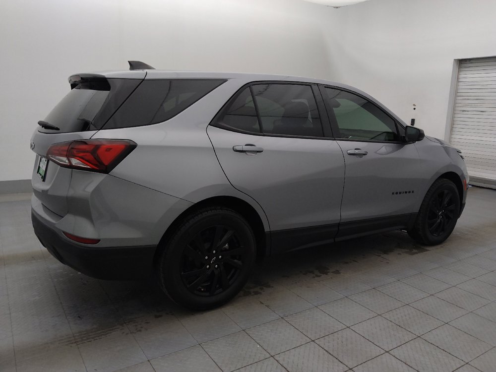 Used 2024 Chevrolet Equinox LS w/ LS Convenience Package image 10