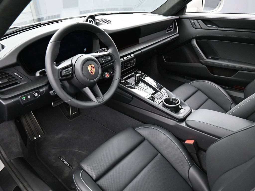 New 2026 Porsche 911 Carrera GTS RWD image 4