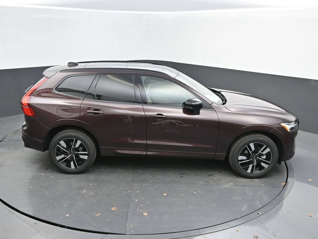 New 2026 Volvo XC60 B5 Core w/ Climate Package AWD/4WD image 27